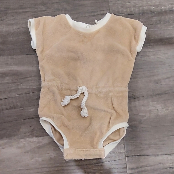 Quincy Mae Terry Cloth Romper - Picture 2 of 4